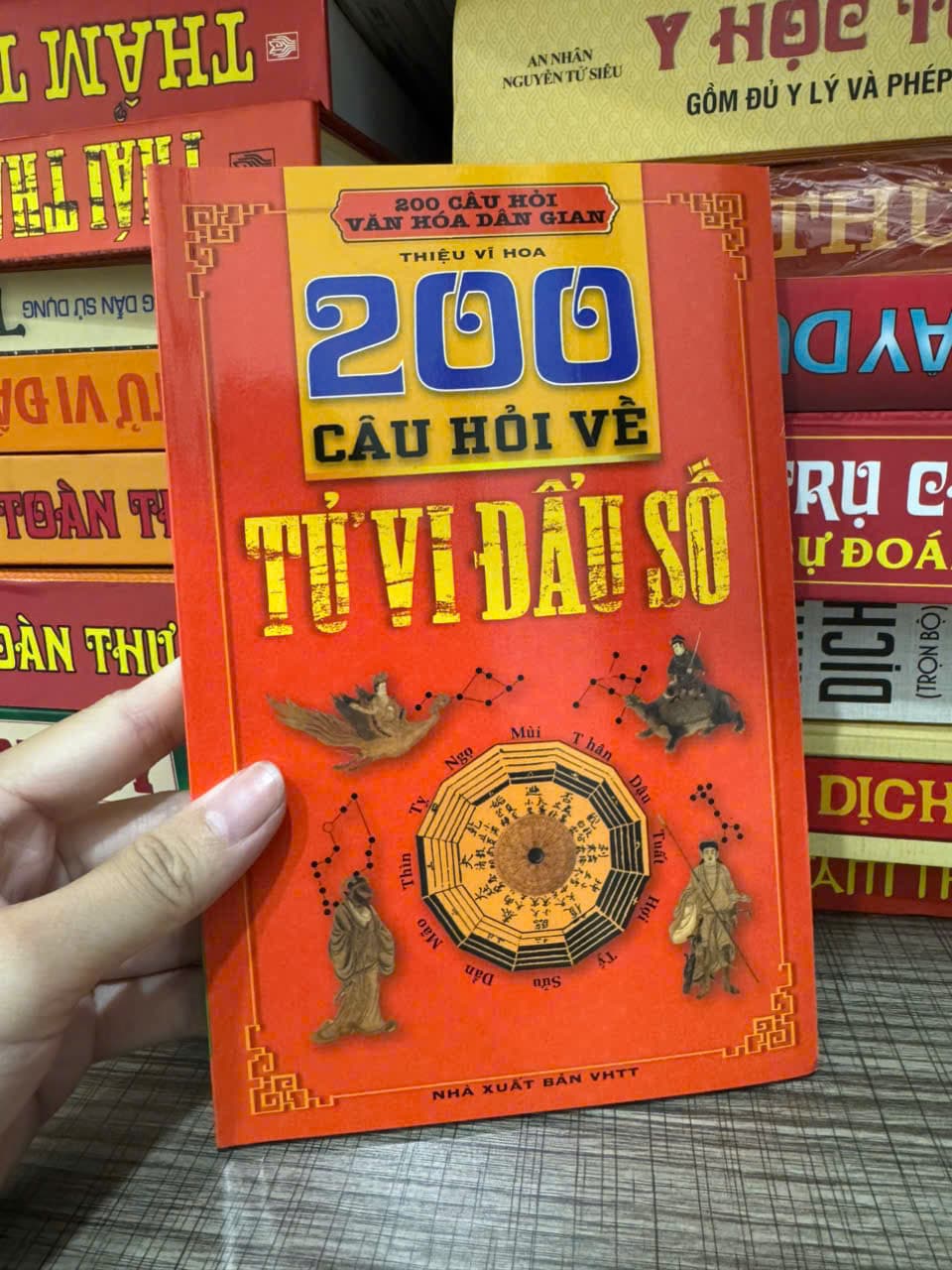 200 Câu Hỏi Về Tử Vi Đẩu Số – Thiệu Vĩ Hoa — ảnh 1